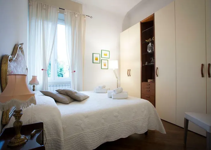 L'albero Di Garibaldi Apartment *